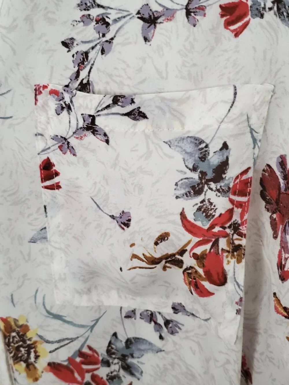 Maurices Floral Winona Button Down Blouse Women's Plus Size 1X - Picture 3 of 9